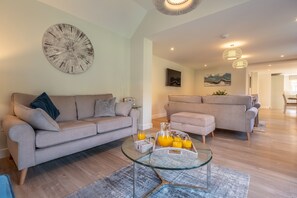 TV - Bluebell Cottage, Thornham, Norfolk (Thornham)