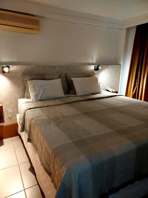 1 bedroom, in-room safe, iron/ironing board, free WiFi - Cozy flat with beautiful views of the sea and Morro do Careca. (RN)