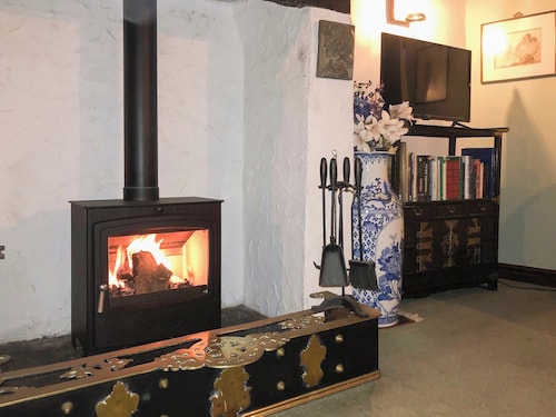 2 bedroom accommodation in Alston