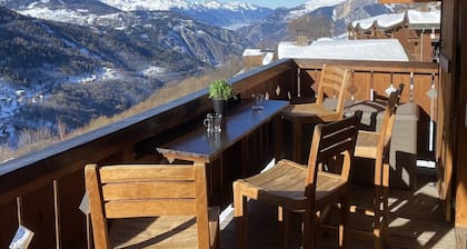 Invidual Chalet- 8 people - 50 m from Ski slopes
