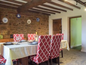 Dining - Set in the picturesque border town of Montgomery, close to all town amenities. (Montgomery, near Welshpool)