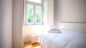 3 chambres, fer et planche à repasser, Wi-Fi gratuit, draps fournis