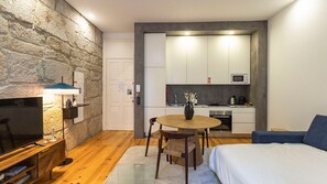 1 bedroom, travel crib, free WiFi, bed sheets