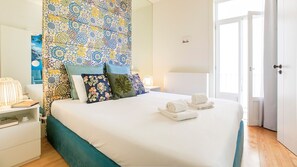 1 bedroom, iron/ironing board, free WiFi, bed sheets - Porto Flores Plaza by LovelyStay (Porto)