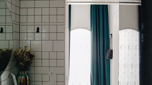 Bügeleisen/Bügelbrett, kostenloses WLAN, Bettwäsche