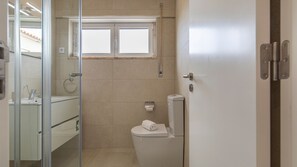 Hair dryer, towels - Sintra Mountain View by LovelyStay (Sintra)