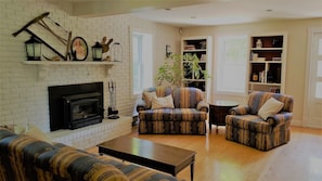 Lobby sitting area - Auberge du Vignoble Bromont (Brigham)