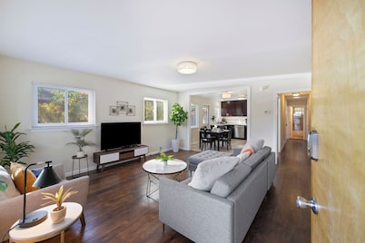 Luxo Stays |Stanford| 3bd/2ba #pet #comfy