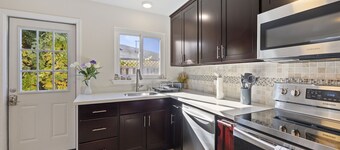 Luxo Stays |Stanford| 3bd/2ba #pet #comfy