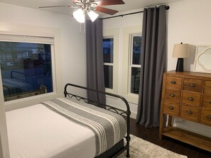 2 chambres, fer et planche à repasser, lit parapluie, Wi-Fi gratuit