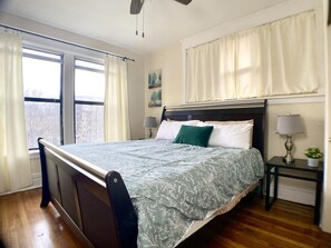 2 Schlafzimmer, BĂŒgeleisen/BĂŒgelbrett, Reisekinderbett, kostenloses WLAN