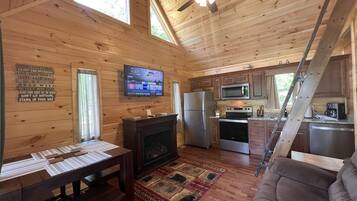 Smart TV, fireplace