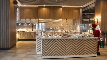 Se ofrece un desayuno bufé (20 EUR por persona)