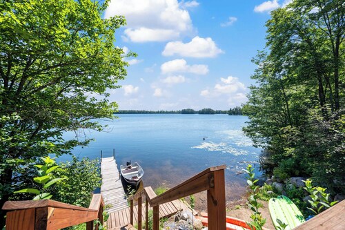 Private Lake / Sleeps 13 / Dogs Welcome / FREE Nearby Resort Amenities Included