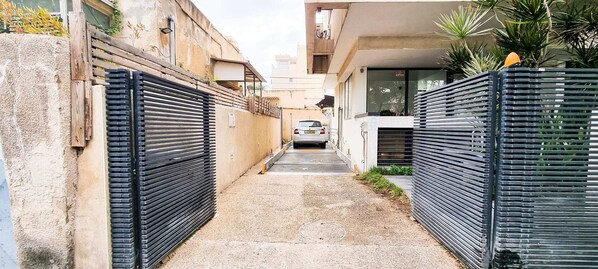 Apartment (1 Bedroom) | Interior