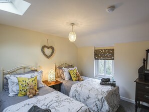 3 habitaciones, wifi gratis y ropa de cama