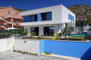 Exterior - Villa Lady Blue with Heated Pool (Seget Donji)