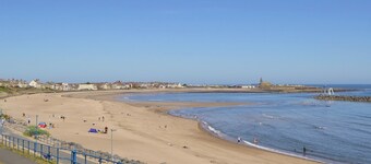 3 bedroom accommodation in Newbiggin-by-the-Sea
