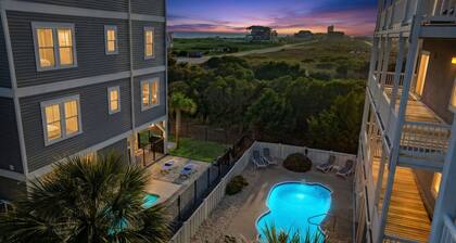 Papa’s Porch, 8BR Beach House, Private Pool, Elevator, Sleeps 20
