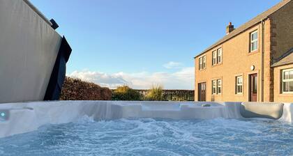 4 bedroom accommodation in Carlisle