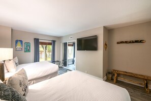 Condo básico | 1 habitación, ropa de cama de alta calidad y edredón 