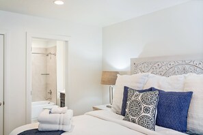 5 Schlafzimmer, Schreibtisch, Reisekinderbett, kostenloses WLAN