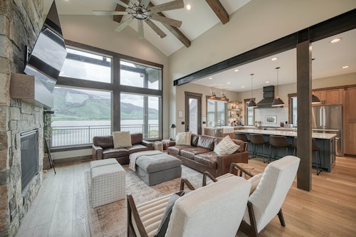 Hudson's Hideaway WATERFRONT Cabin 5B 5.5BA