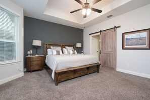 5 bedrooms, iron/ironing board, free WiFi, bed sheets