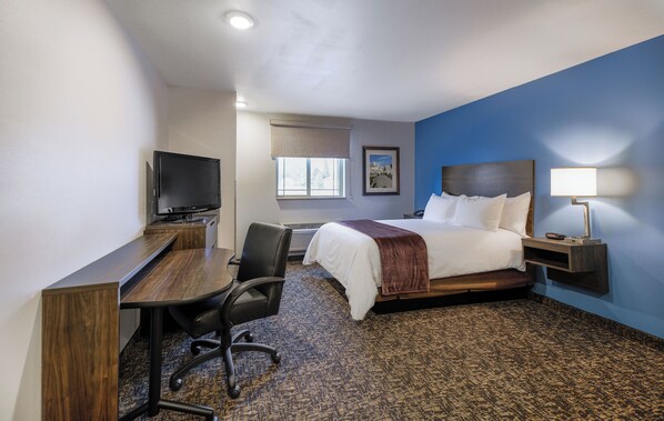 Premium bedding, pillowtop beds, desk, laptop workspace