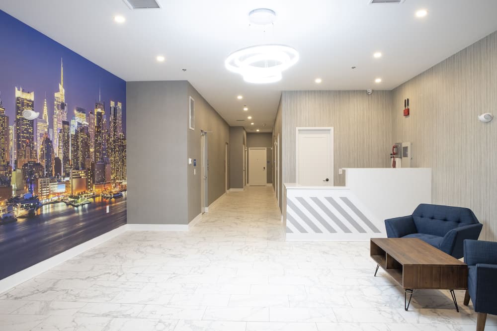 Peachtree Suites