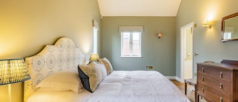 3 Schlafzimmer, kostenloses WLAN, Bettwäsche