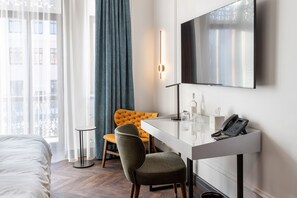 Design Double Room | Premium bedding, minibar, in-room safe, desk - Zalkind Hotel Rooms&Kitchen (Minsk)