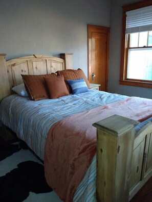 5 bedrooms, free WiFi, bed sheets