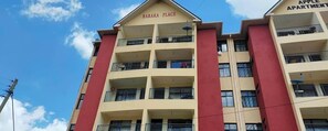 Exterior - Peaceful and Lovely 1 bedroom with a city view. (Nairobi)
