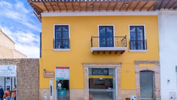 واجهة المنشأة