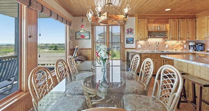 Babington Ocean Front Beach Home with Pool--heated pool optional--
