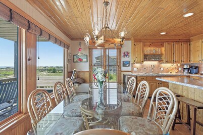 Babington Ocean Front Beach Home with Pool--heated pool optional-- 