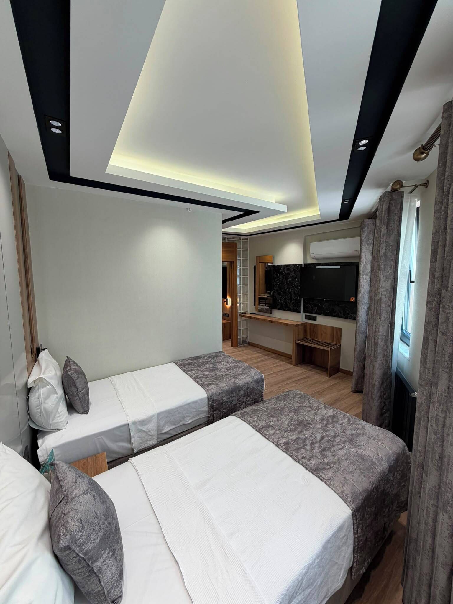 Photo - Nil Hotel