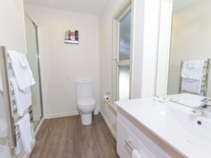 Zimmer (Rustic) | Badezimmer