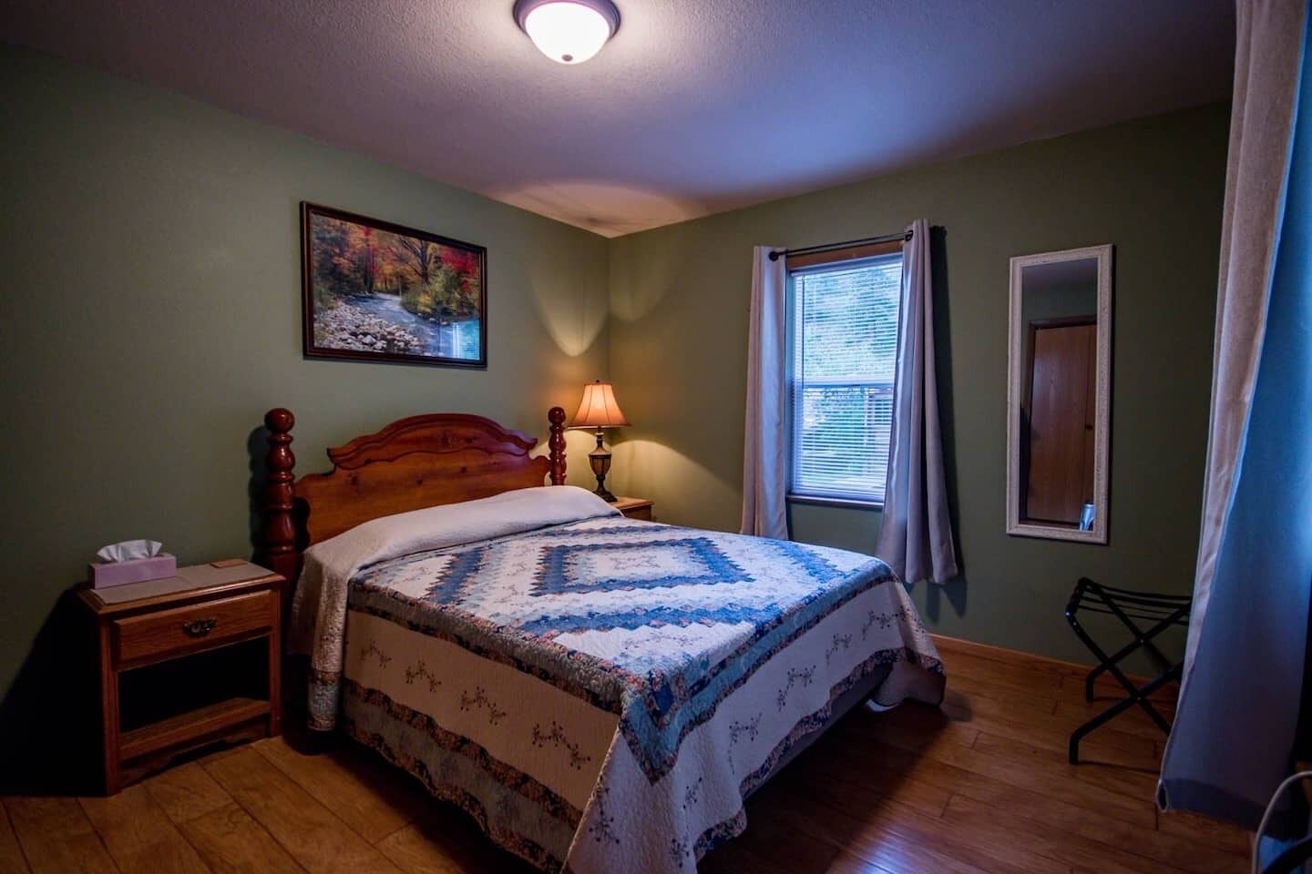 3 chambres, fer et planche à repasser, Wi-Fi gratuit, draps fournis