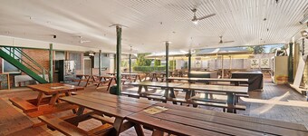 Central Hotel Stroud