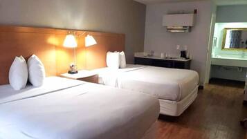 1 quarto, escrivaninha, espaço de trabalho para notebook