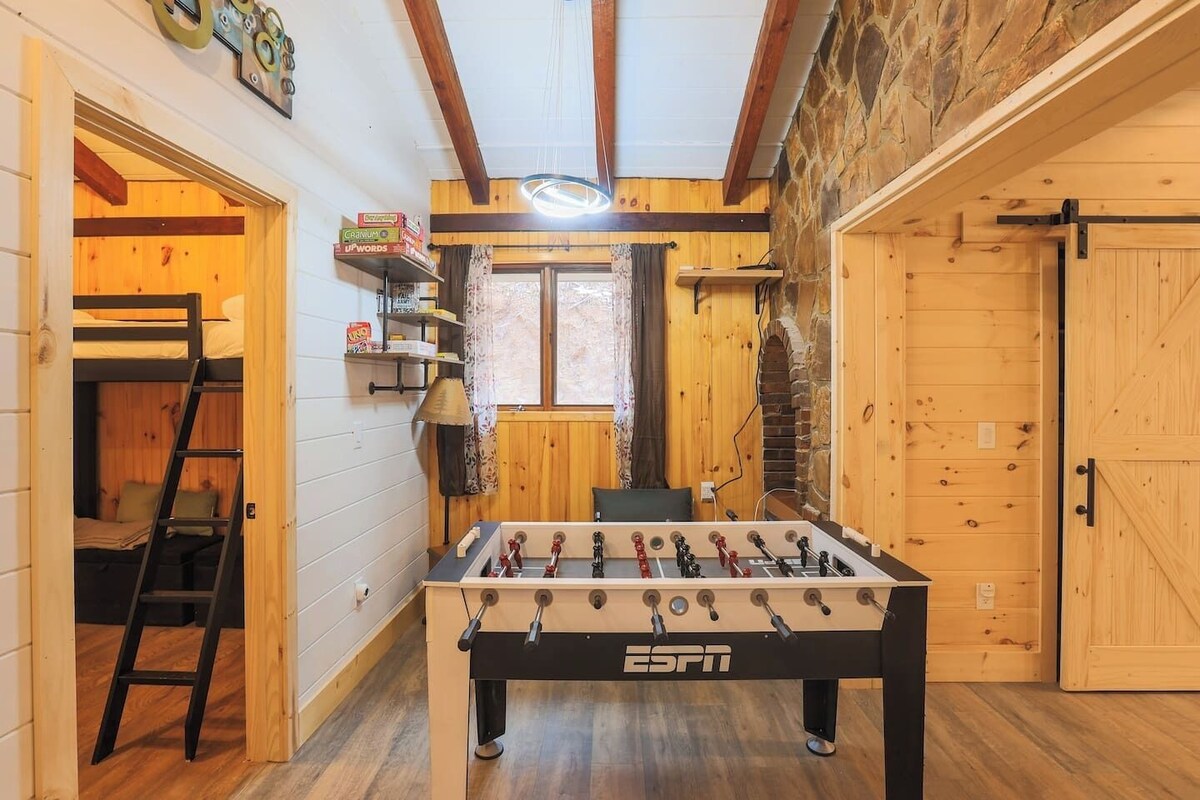 Photo 52 of Fabulous 3Bed 3 bath Cottage Pool Hot tub Games