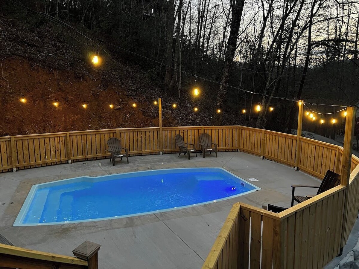 Photo 67 of Fabulous 3Bed 3 bath Cottage Pool Hot tub Games