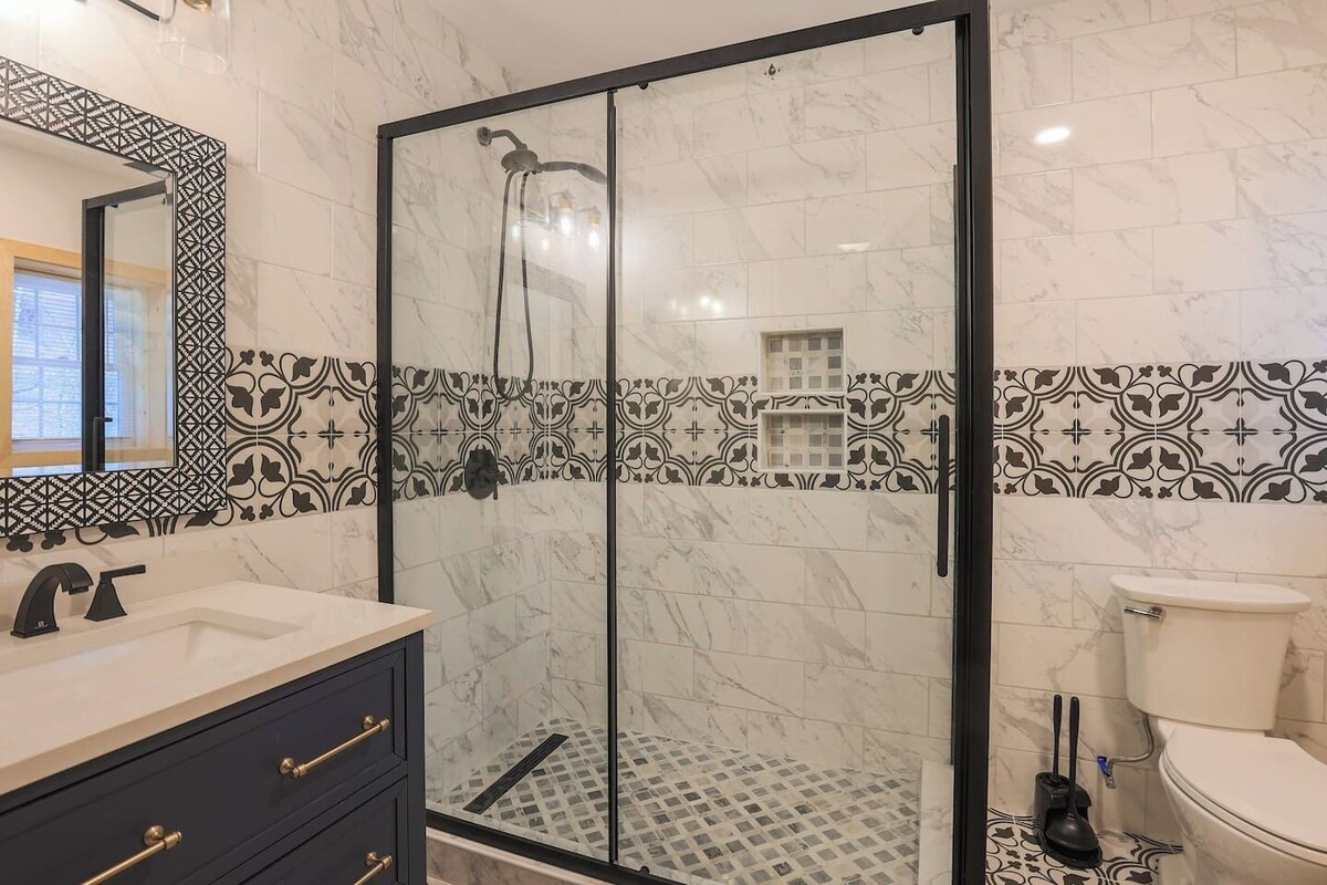 Photo 54 of Fabulous 3Bed 3 bath Cottage Pool Hot tub Games