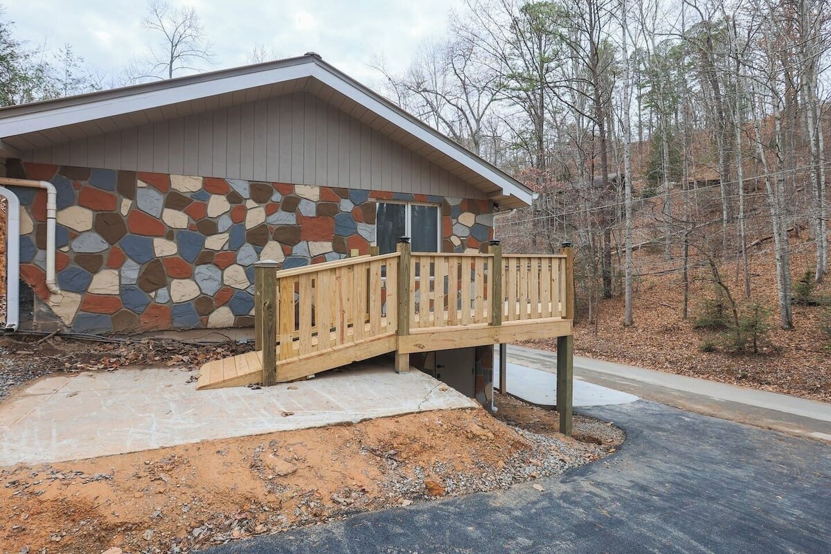 Photo 78 of Fabulous 3Bed 3 bath Cottage Pool Hot tub Games