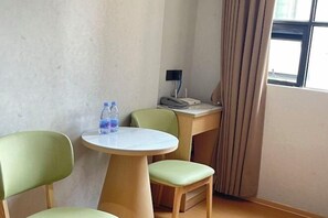 Room - Baihua Holiday Hotel (Guangning)