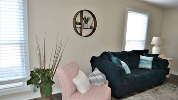 Una Smart TV, libros