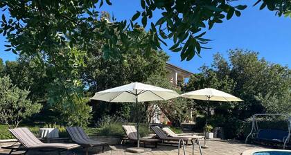 Ferienwohnung mit Aussicht und Pool