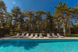 Luokittelematon kuva, 3 kautta 28, painike